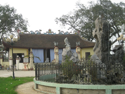 Đền thờ Thánh Tổ Nghề May